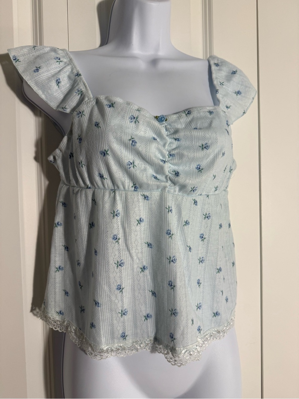 ROMWE Pale Blue Floral Ruffle Strap Cami - Picture 5 of 5